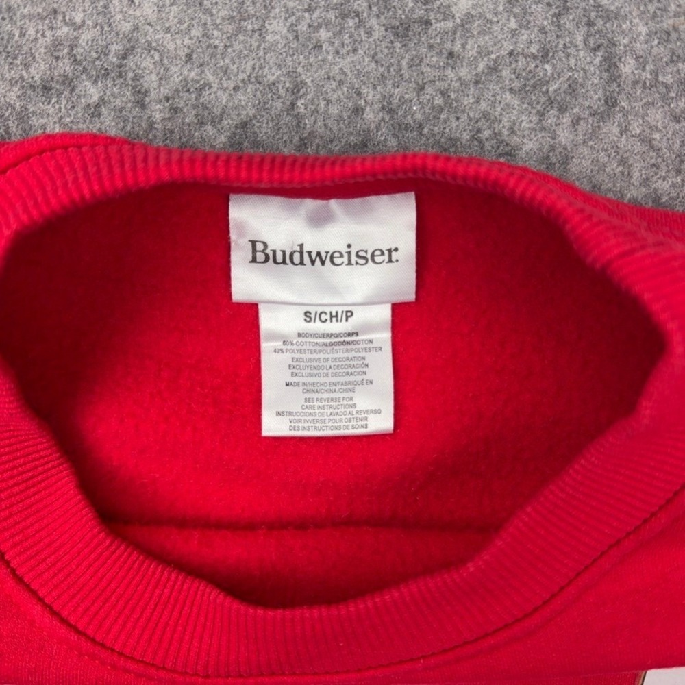 Budweiser Sweatshirt Men Small Red Here Comes The King Crewneck Pullover Sweater - Picture 3 of 9